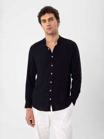 Antioch Regular fit Button Up Shirt in Black