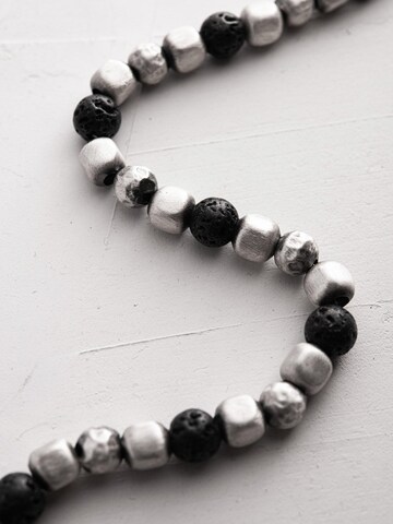 Braccialetto 'CUBE. LAVA STONE' di REYTEL in argento