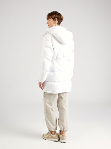 Tommy Jeans Zimní bunda 'Alaska' – bílá