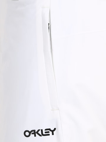 OAKLEY - Loosefit Calças outdoor 'JASMINE' em branco