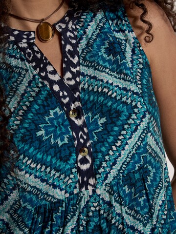 Robe ' ' Apricot en bleu