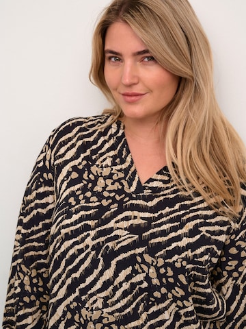 KAFFE CURVE Blouse 'Diana' in Zwart