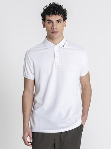T-Shirt Gianni Kavanagh en blanc : devant