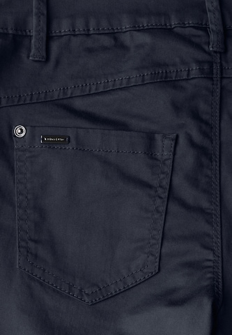 STREET ONE Slimfit Shorts 'Bermuda' in Blau