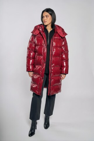 FREAKY NATION - Chaqueta de invierno en rojo