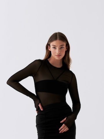 RÆRE by Lorena Rae Shirt 'Bora' in Black: front