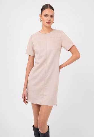 FRESHLIONS Jurk in Beige: voorkant