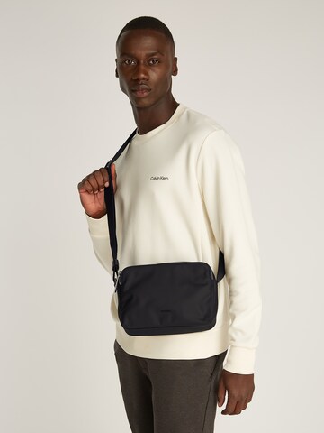 Calvin Klein Crossbody bag in Black