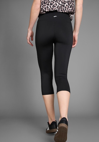 FAYN SPORTS Skinny Leggings in Black