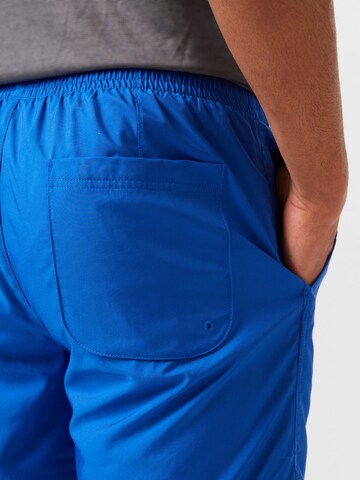 Nike Sportswear Regular Shorts in Blau