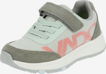 Vado Sneakers in Green: front