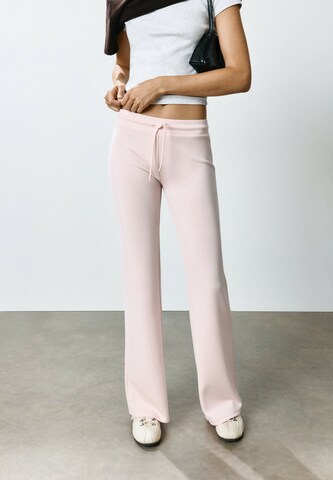 Pull&Bear Flared Hose in Pink: Vorderseite