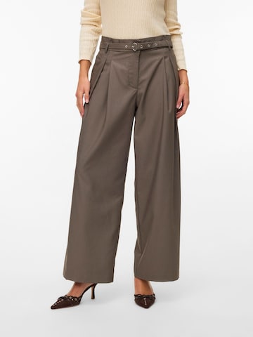 VERO MODA Regular Pants 'VMBellis' in Grey: front