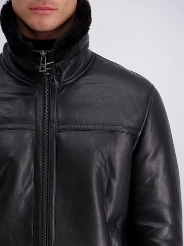 PIERRE CARDIN Jacke in Schwarz