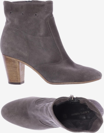 Alberto Fermani Dress Boots in 39 in Grey: front