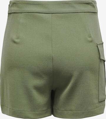 ONLY Regular Shorts 'CORINNA' in Grün