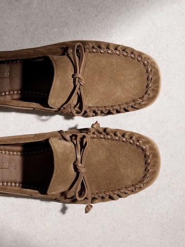 Next Mocassins in Bruin