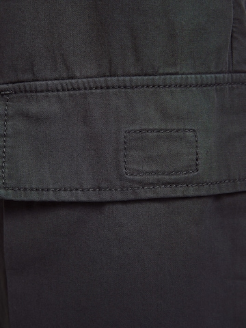 regular Pantaloni cargo di Bershka in grigio