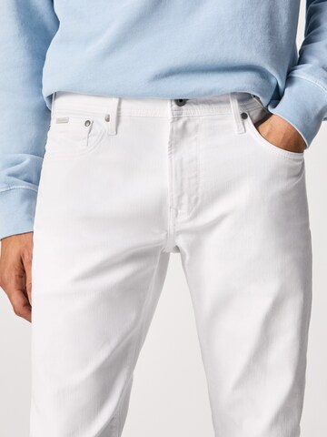 Coupe slim Jean 'Stanley' Pepe Jeans en blanc