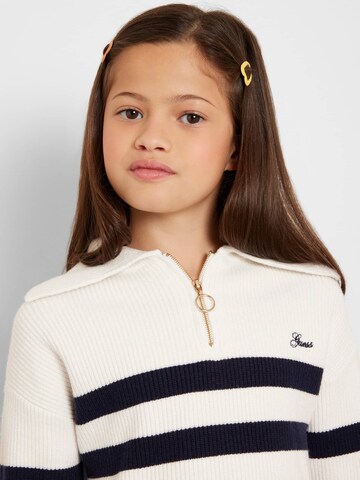GUESS Sweater in Beige