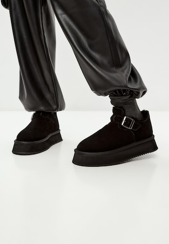 CESARE GASPARI Boots in Black