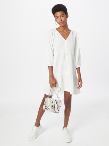 GAP Kleid in Weiß