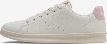 Hummel Platform trainers in White: front