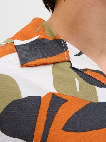 Jack & Jones Plus - Ajuste confortable Camisa en blanco