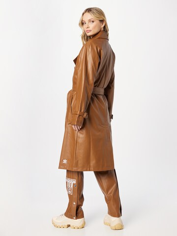 Manteau mi-saison 'Centre Stage' ADIDAS ORIGINALS en marron