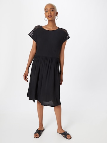 Robe 'Nancy' VERO MODA en noir : devant