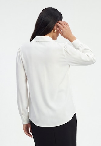 Chemisier usha BLACK LABEL en blanc
