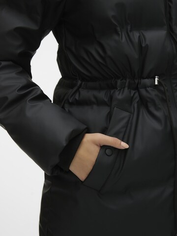VERO MODA Vinterfrakke 'NOE' i sort