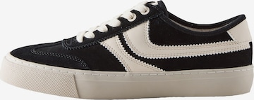 NextNiske tenisice - crna boja: prednji dio