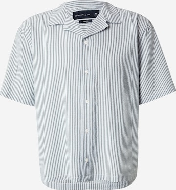 Coupe regular Chemise Abercrombie & Fitch en vert : devant