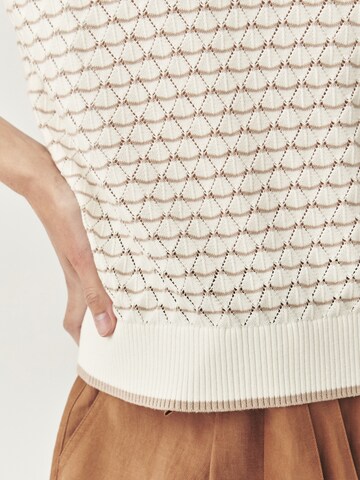 TATUUM Blouse in Beige