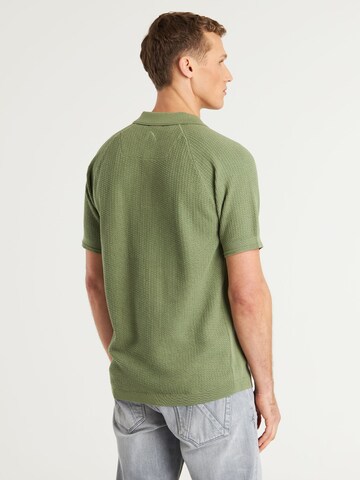 CHASIN' Shirt 'Guy' in Green