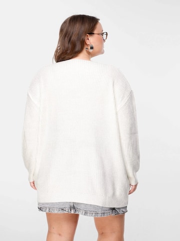 Shape Of You Oversized sweater in White