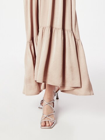 Robe Summum en beige