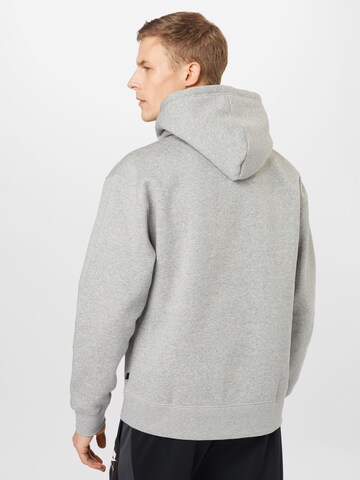 Nike SB Sportsweatshirt in Grau