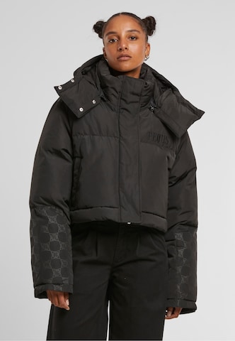 Veste d’hiver Pequs en noir : devant