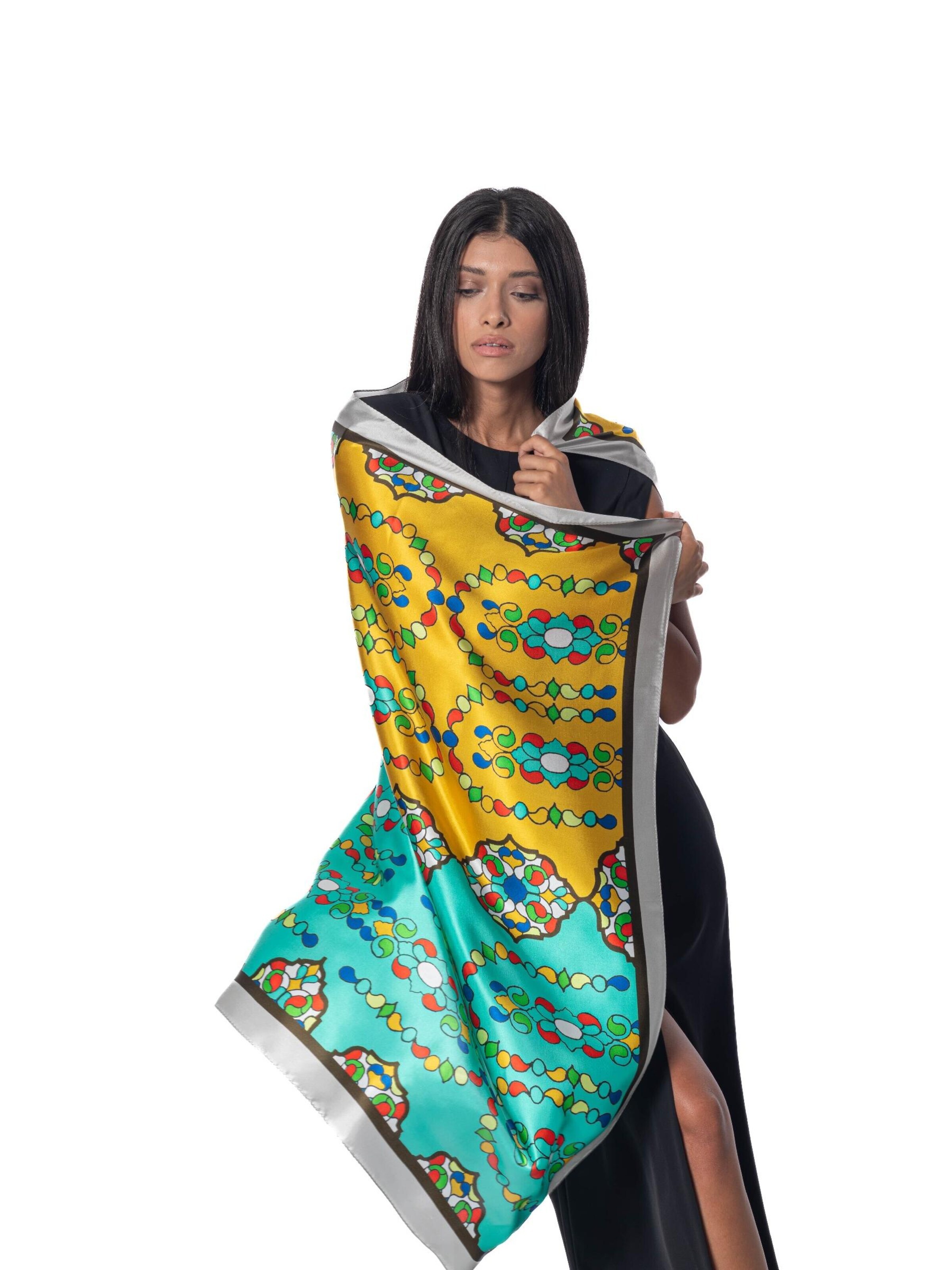 AFROZAN Tuch 'OROSI-Silk scarf'‌‌‌‌‌‌‌‌‌‌ in Gold: Vorderseite