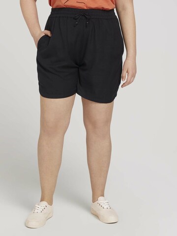 Tom Tailor Women + Loosefit Shorts in Schwarz: predná strana