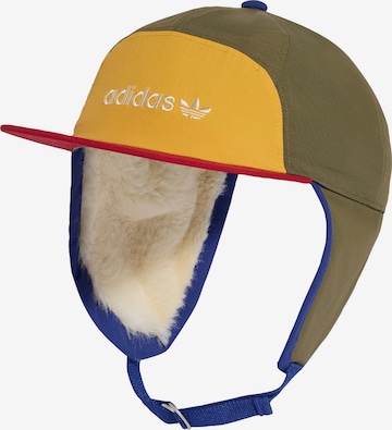 ADIDAS ORIGINALS Cap in Green: front