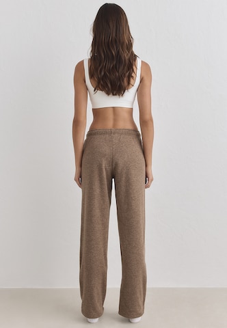 Aim'n Loosefit Sporthose in Braun