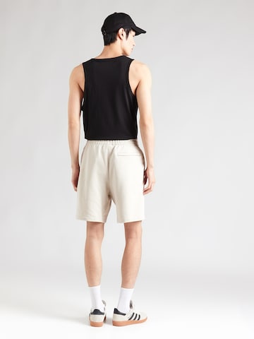 Calvin Klein Jeans Normalny krój Spodnie w kolorze biały