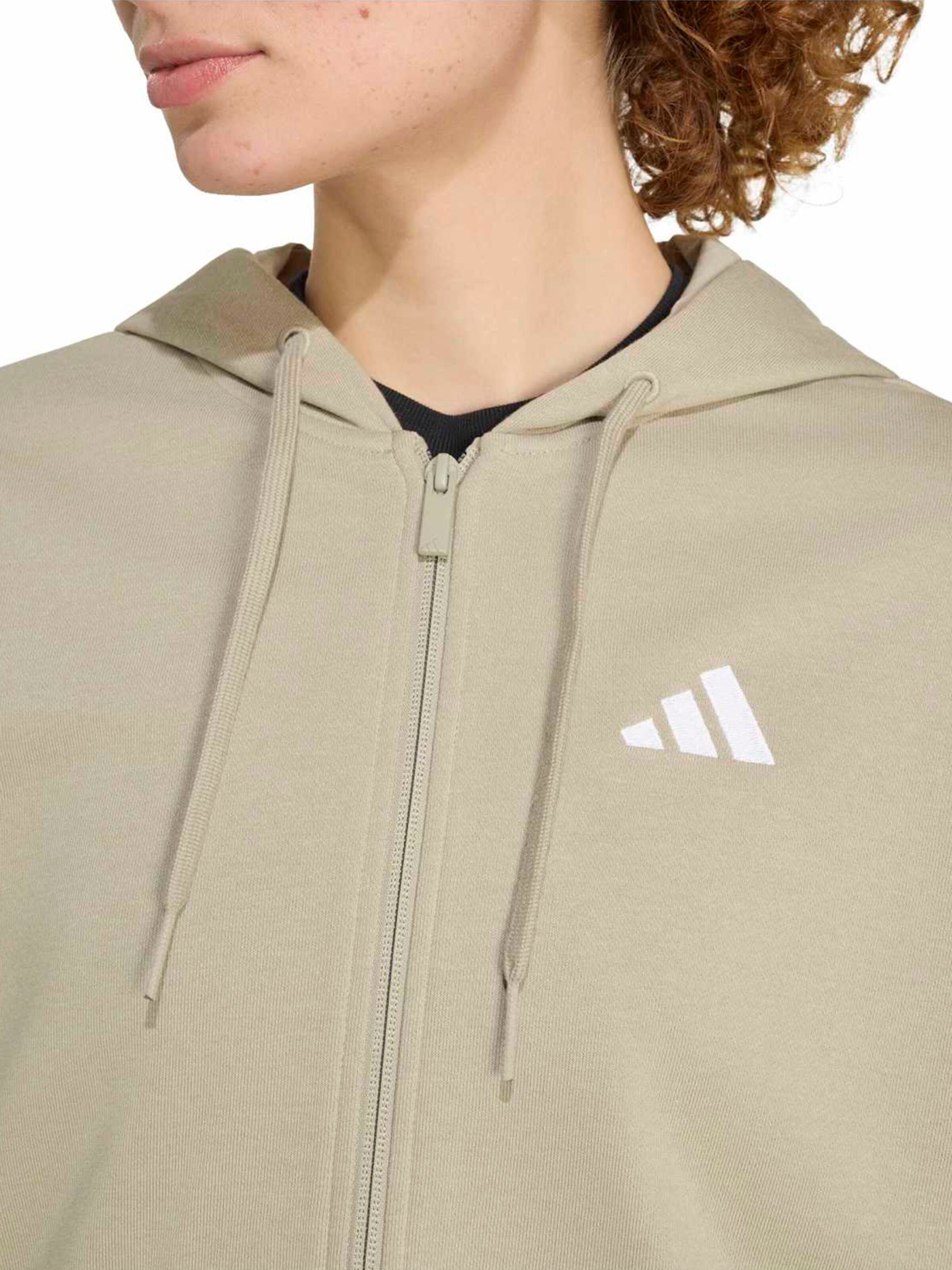 ADIDAS SPORTSWEAR Sportlik trikoojakk 'Essentials', värv roheline