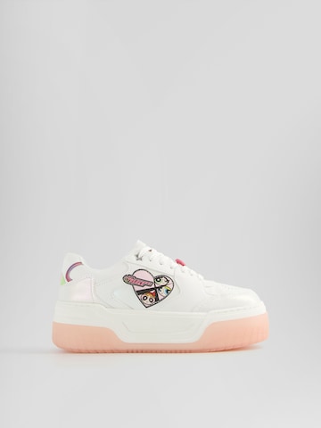 Sneaker bassa di Bershka in bianco