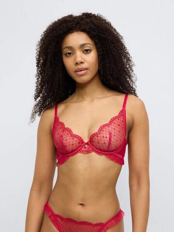 Hunkemöller T-shirt Bra 'Cordelie' in Red: front
