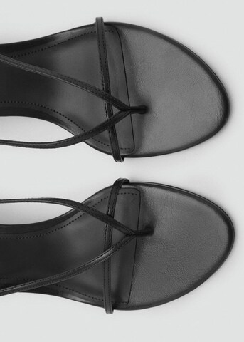 MANGO Zehentrenner 'Sora' in Schwarz