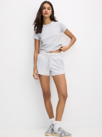 Pull&Bear Jogginganzug in Grau